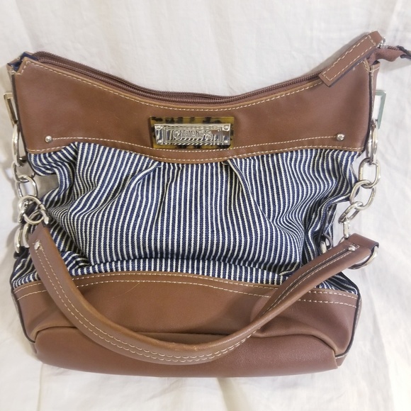 Chaps Handbags - Ralph Lauren Chaps Striped Purse Handbag